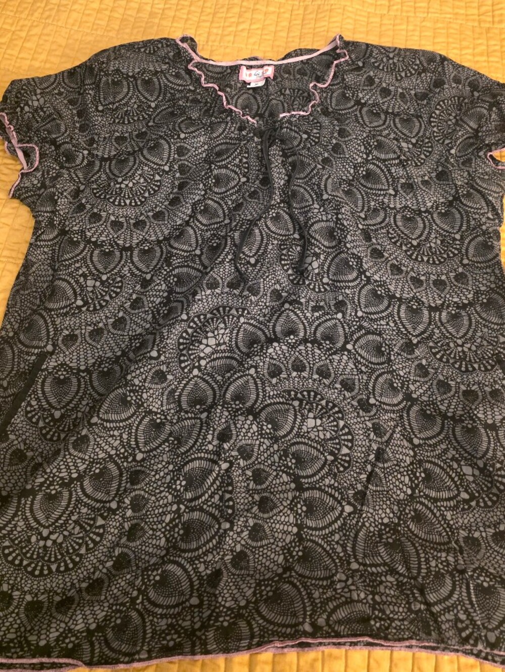 Koi Black Lace Design Print  Scrub Top with Pink Trim Size XL
